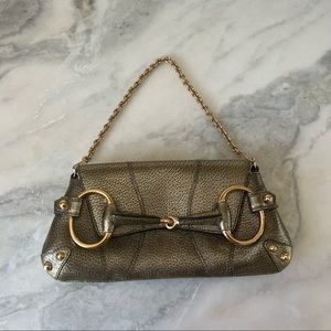 Gucci mini horsebit shoulder bag in gold